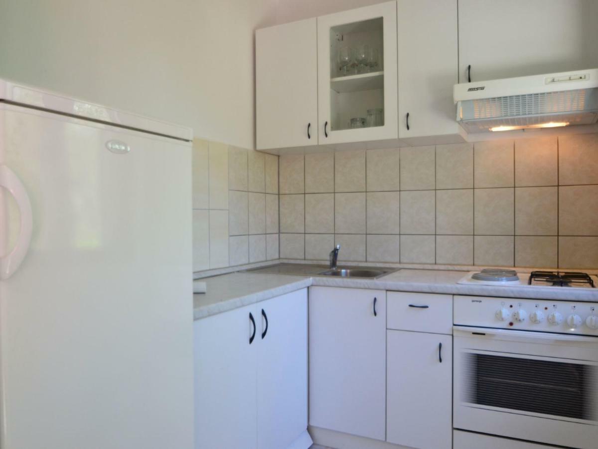 ויר Holiday Home Nikolina By Interhome מראה חיצוני תמונה