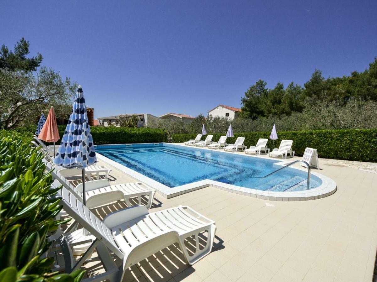 ויר Holiday Home Nikolina By Interhome מראה חיצוני תמונה