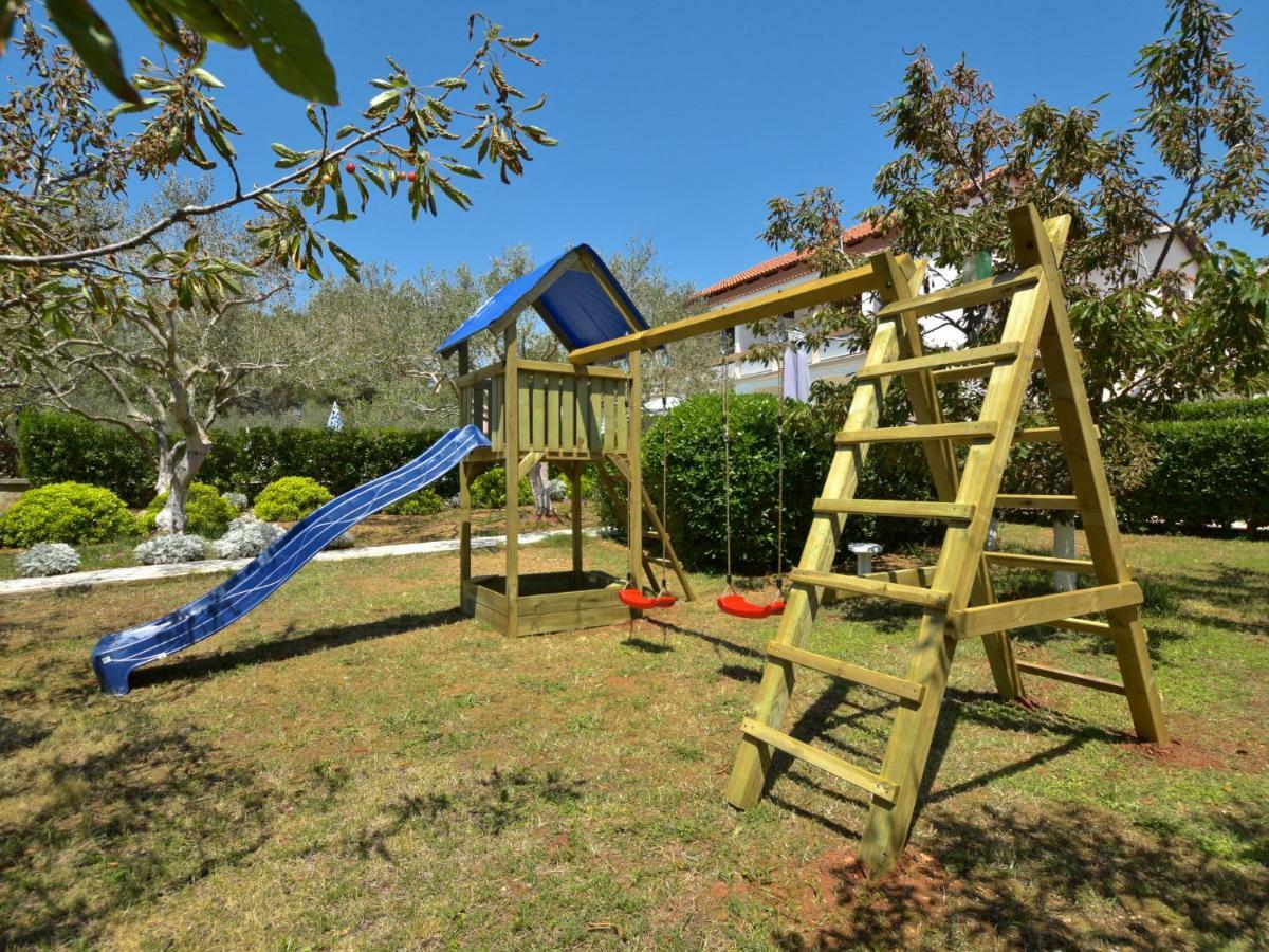 ויר Holiday Home Nikolina By Interhome מראה חיצוני תמונה