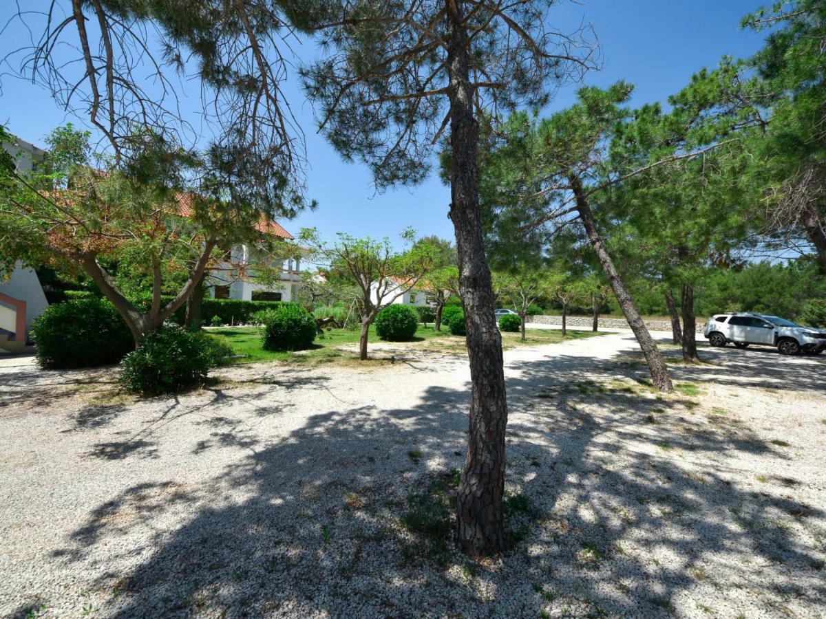 ויר Holiday Home Nikolina By Interhome מראה חיצוני תמונה